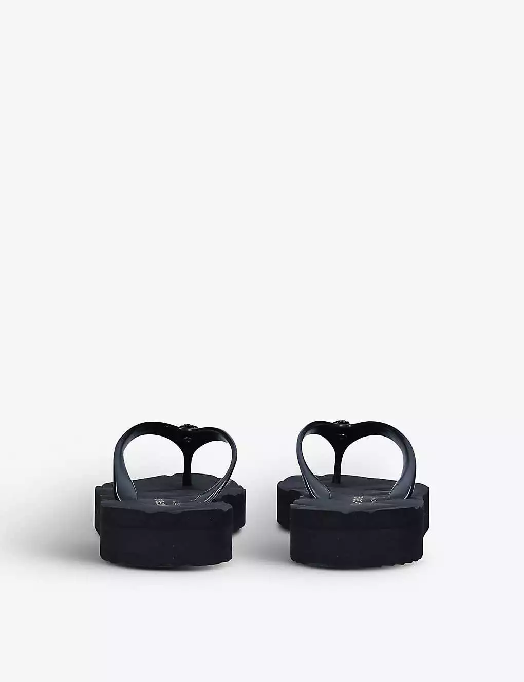 KURT GEIGER LONDON Kensington Q Two-post Rubber Flip Flops For Womens Black 6 KURT GEIGER LONDON Kensington Q Two-post Rubber Flip Flops For Womens Black - Image 4